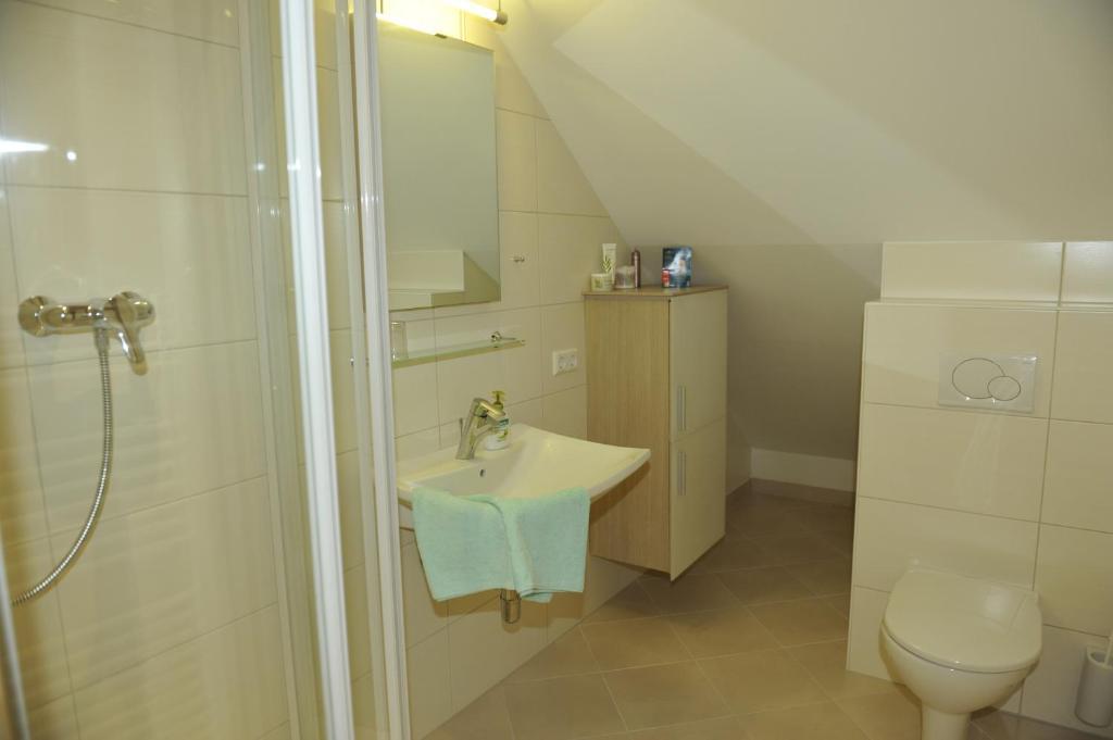 Gut Neusess Villa Mauterndorf  Kamer foto